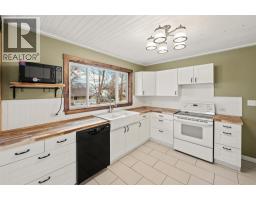  6470 Hollow Street, Oliver