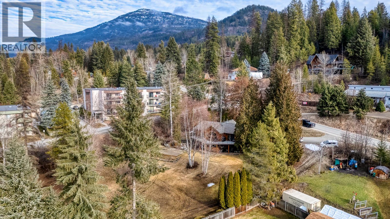 1851 GREEN ROAD - 61