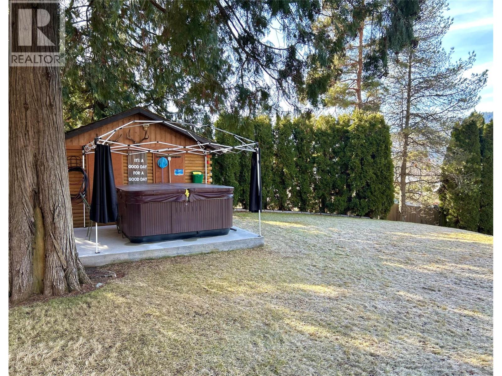 1851 GREEN ROAD - 51