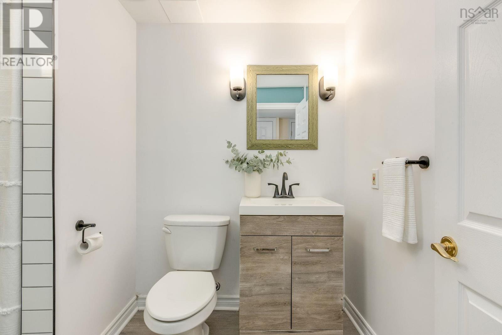 Property 34 of 40 of 2572 Brunswick Street