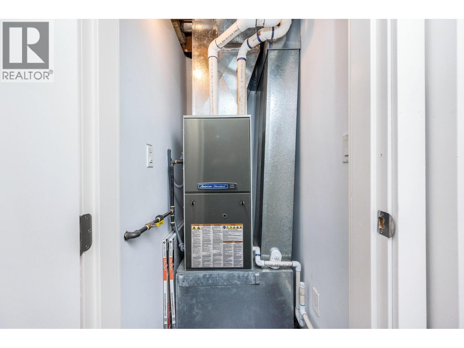  331 Sibbald Street, Revelstoke