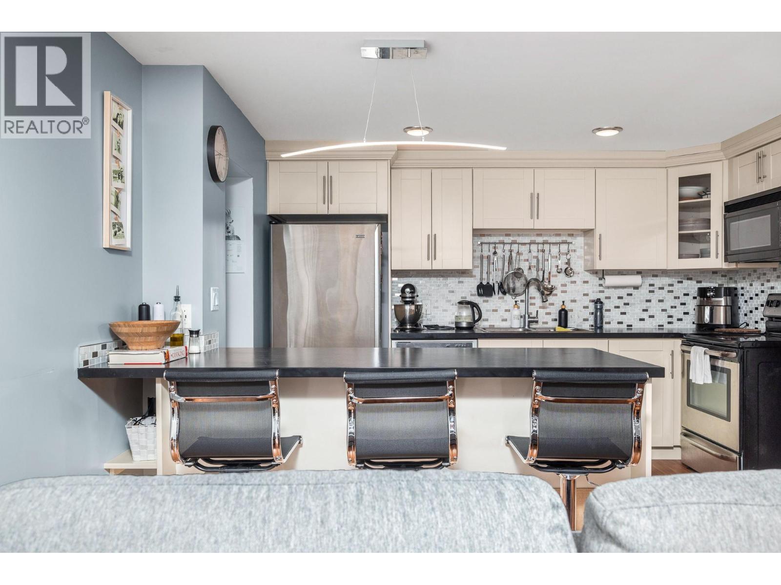  331 Sibbald Street, Revelstoke