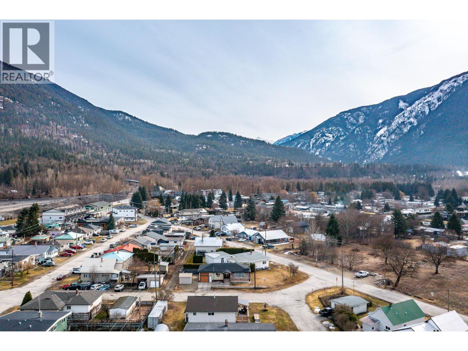  331 Sibbald Street, Revelstoke