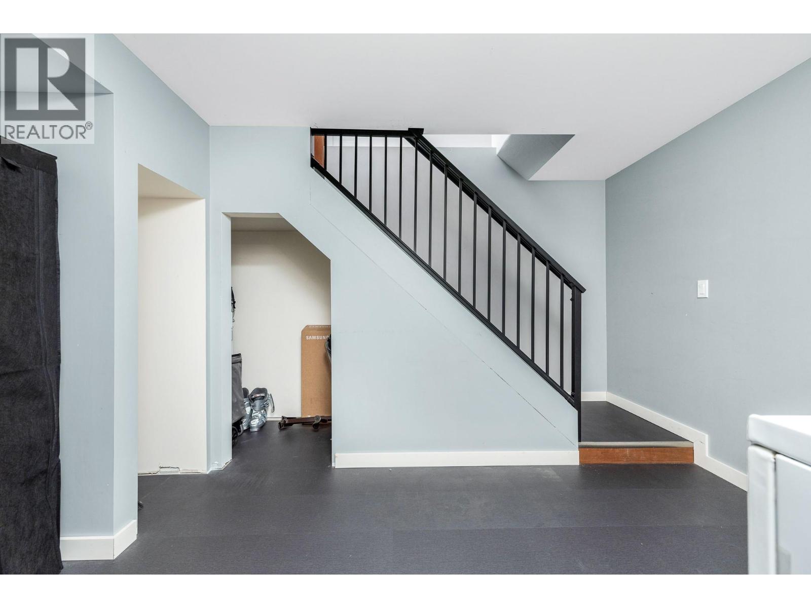  331 Sibbald Street, Revelstoke