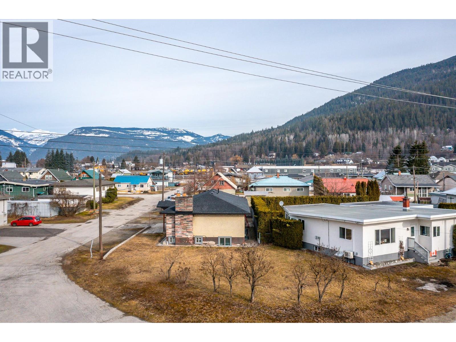  331 Sibbald Street, Revelstoke