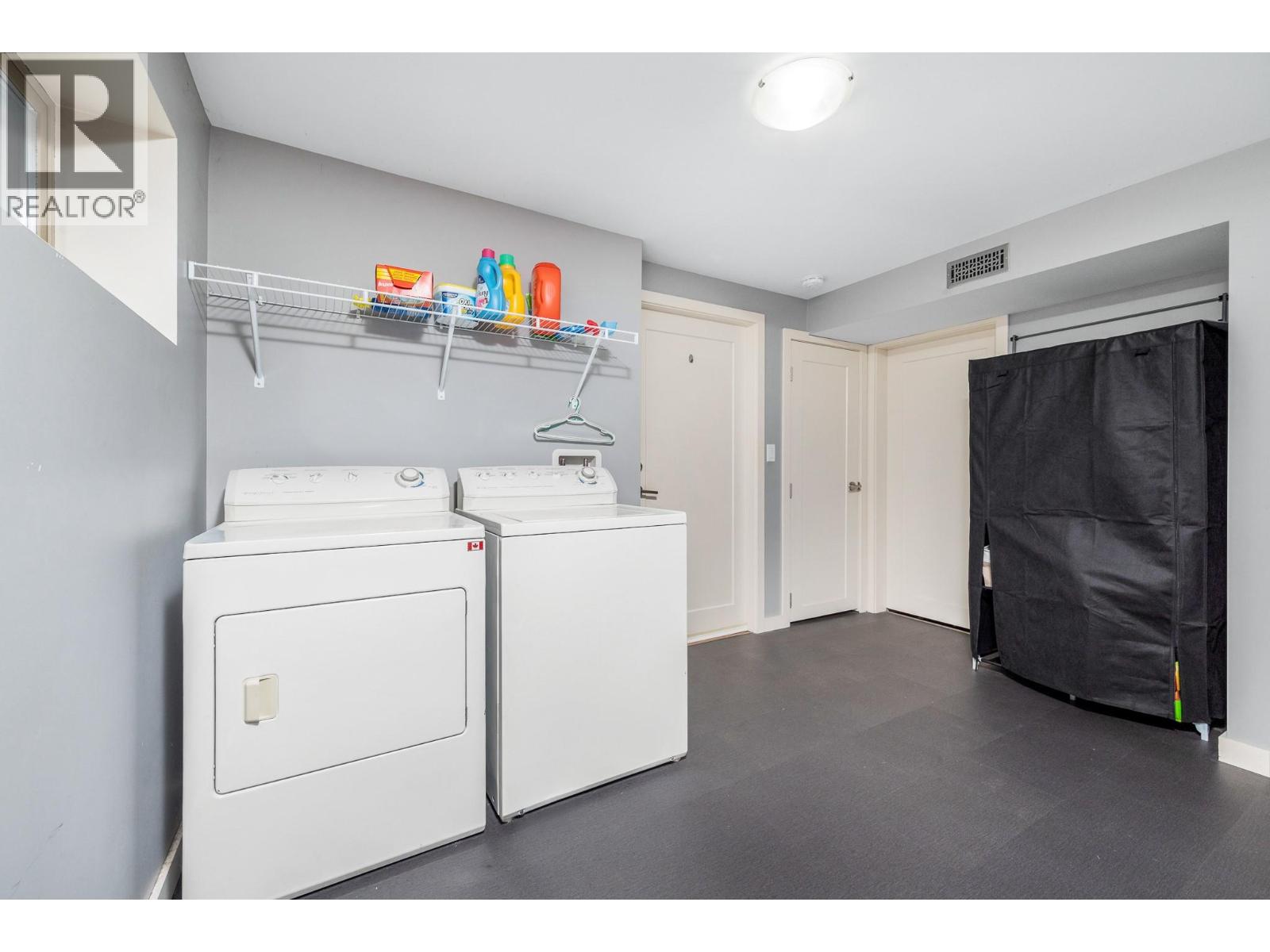  331 Sibbald Street, Revelstoke