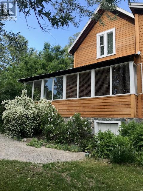  4462 Salmon River Road, Spallumcheen