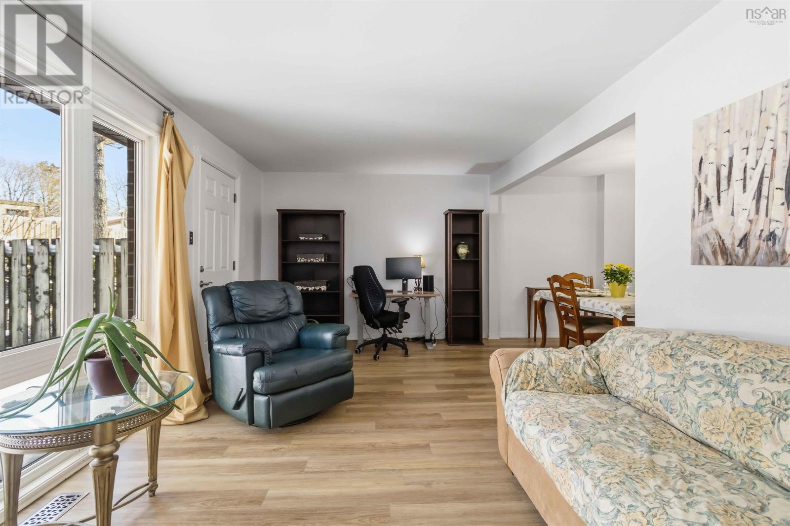 Property 20 of 48 of 103 Forestside Crescent