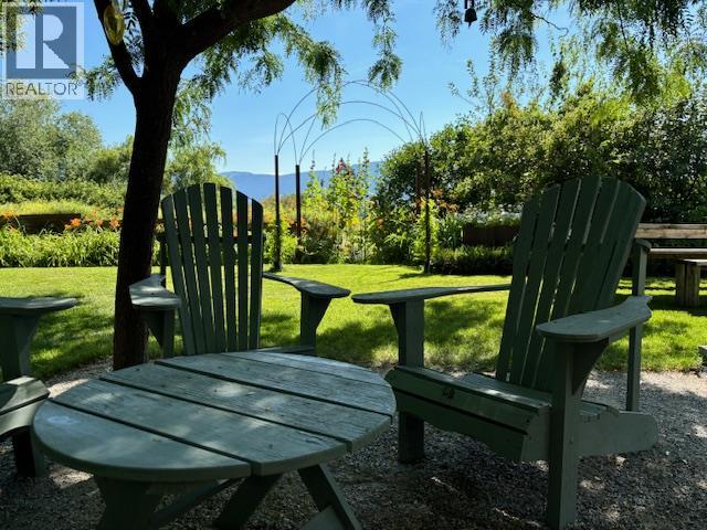  4462 Salmon River Road, Spallumcheen