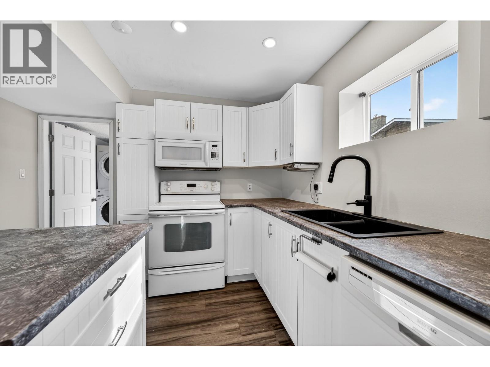  1669 WESTMOUNT Drive, Kamloops