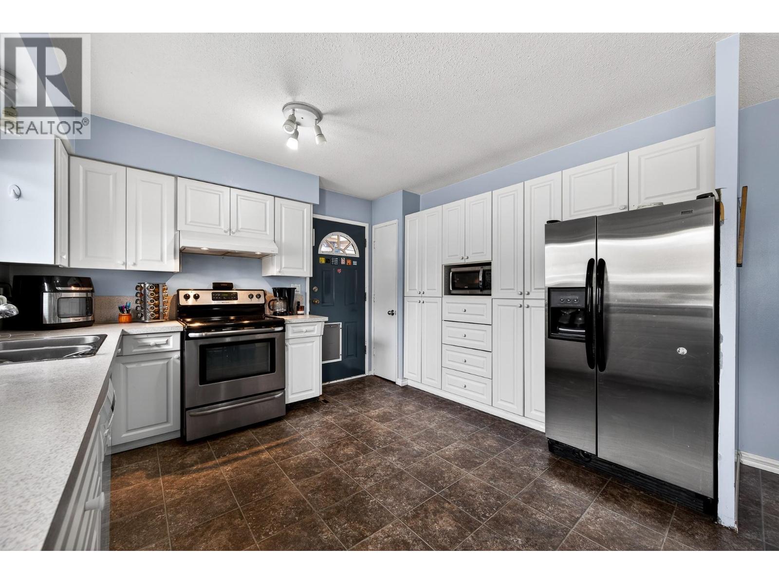  1669 WESTMOUNT Drive, Kamloops