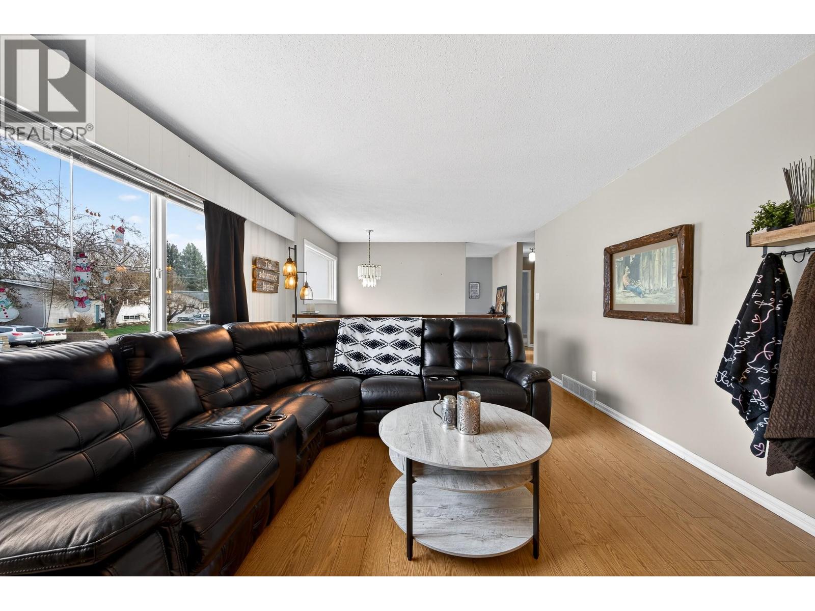  1669 WESTMOUNT Drive, Kamloops