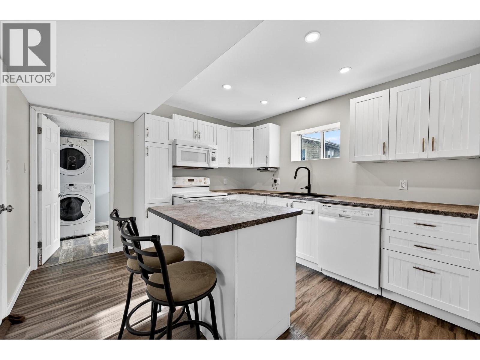  1669 WESTMOUNT Drive, Kamloops