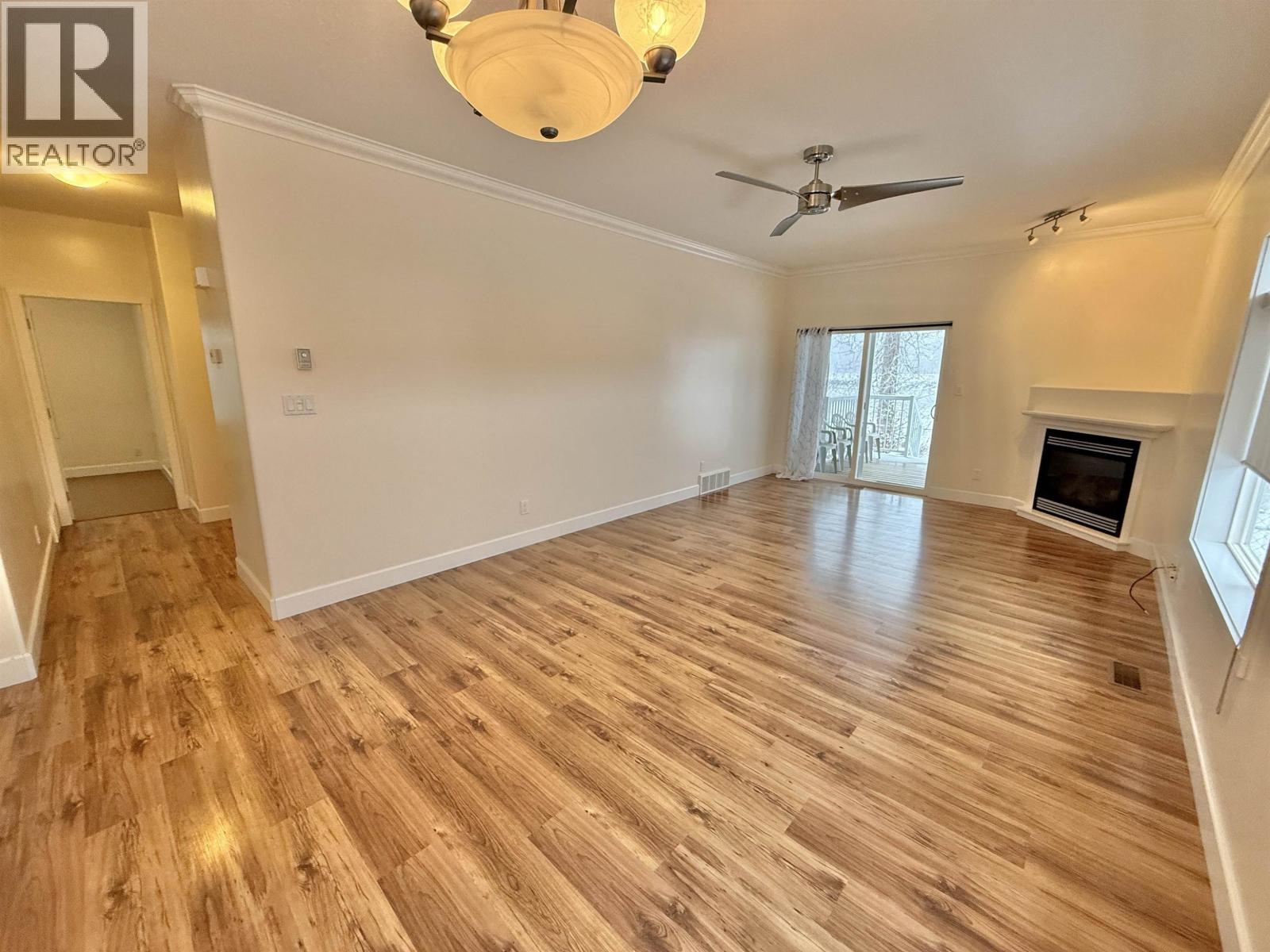 #132 1702 DYKE ROAD - 16