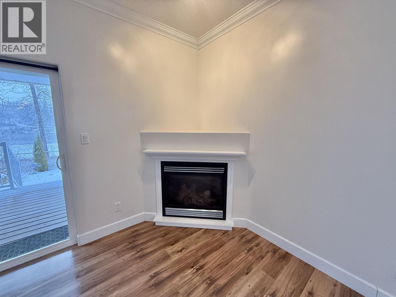 #132 1702 DYKE ROAD - 17