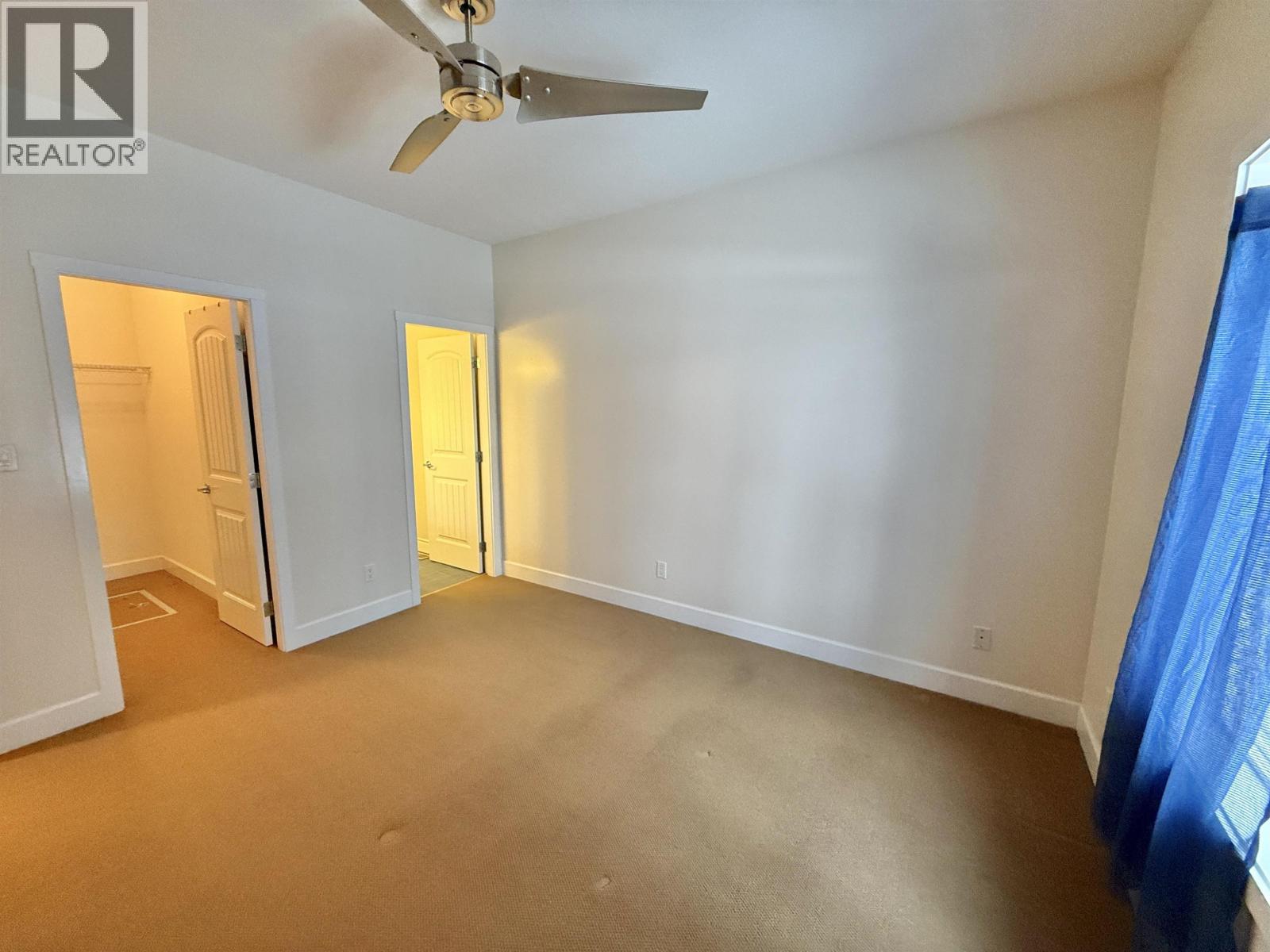 #132 1702 DYKE ROAD - 22