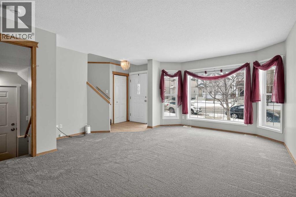 317 Martindale Drive NE, Calgary, Alberta