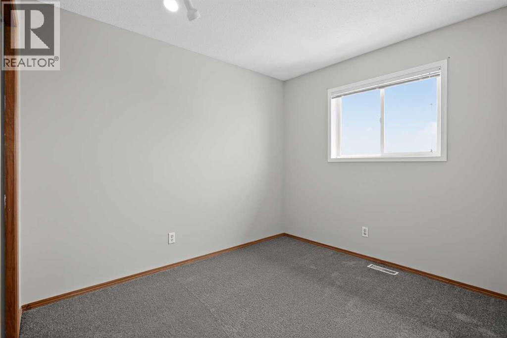 Single Family House for Sale in  Martindale Drive NE Martindale Calgary 