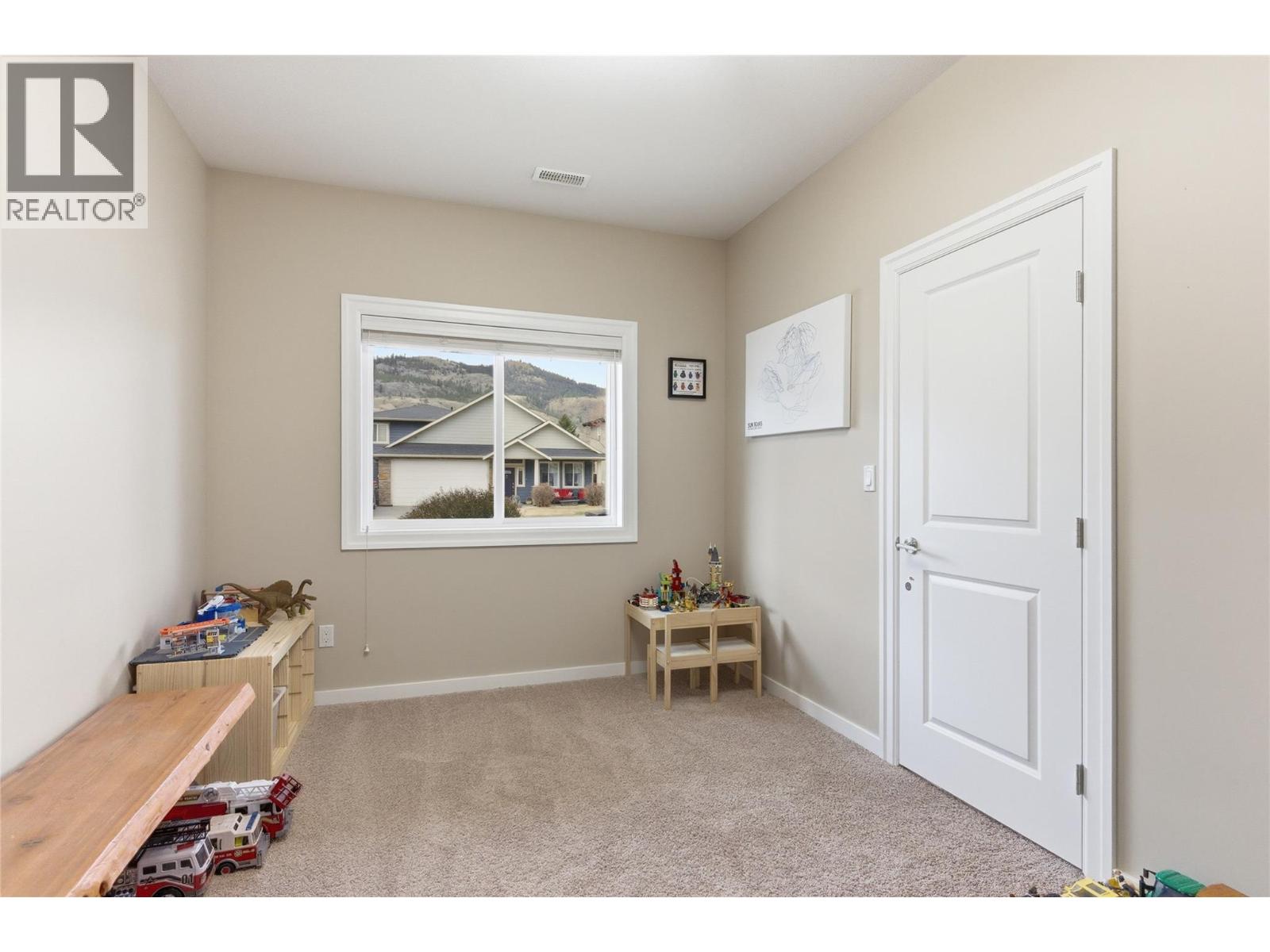 2779 BEACHMOUNT Crescent, Kamloops