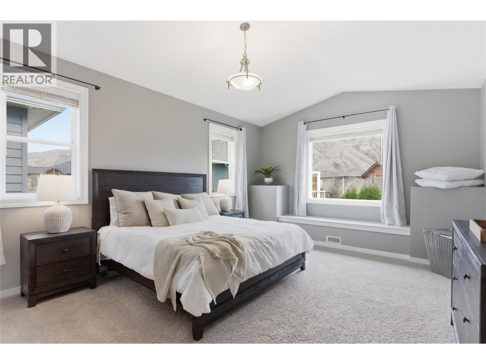 2779 BEACHMOUNT Crescent, Kamloops