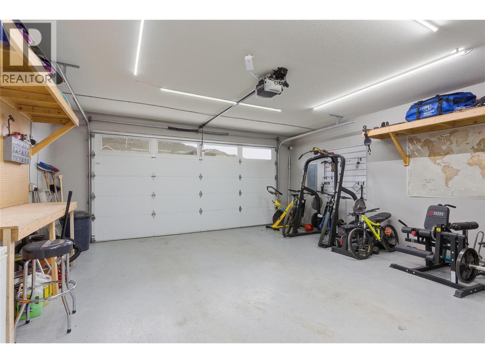 2779 BEACHMOUNT Crescent, Kamloops