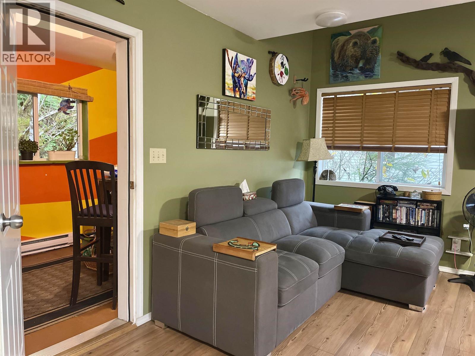 259 20 MACKENZIE HIGHWAY - 7