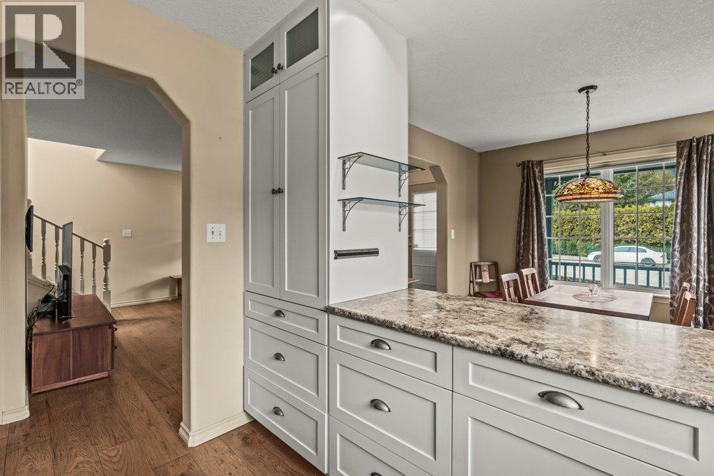  2392 Cedar Ridge Street, Lumby