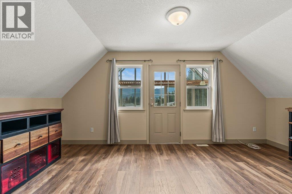  2392 Cedar Ridge Street, Lumby