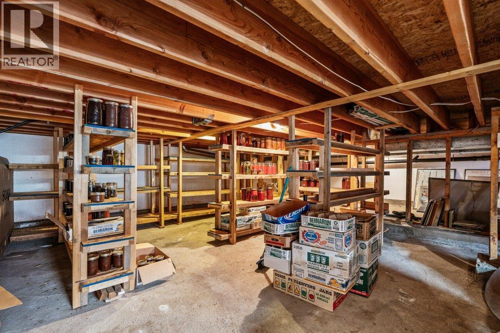  2392 Cedar Ridge Street, Lumby