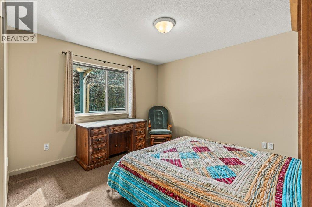  2392 Cedar Ridge Street, Lumby