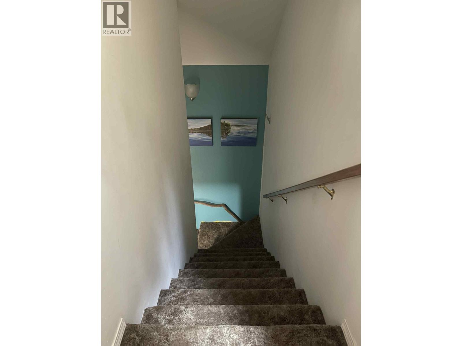 259 20 MACKENZIE HIGHWAY - 20