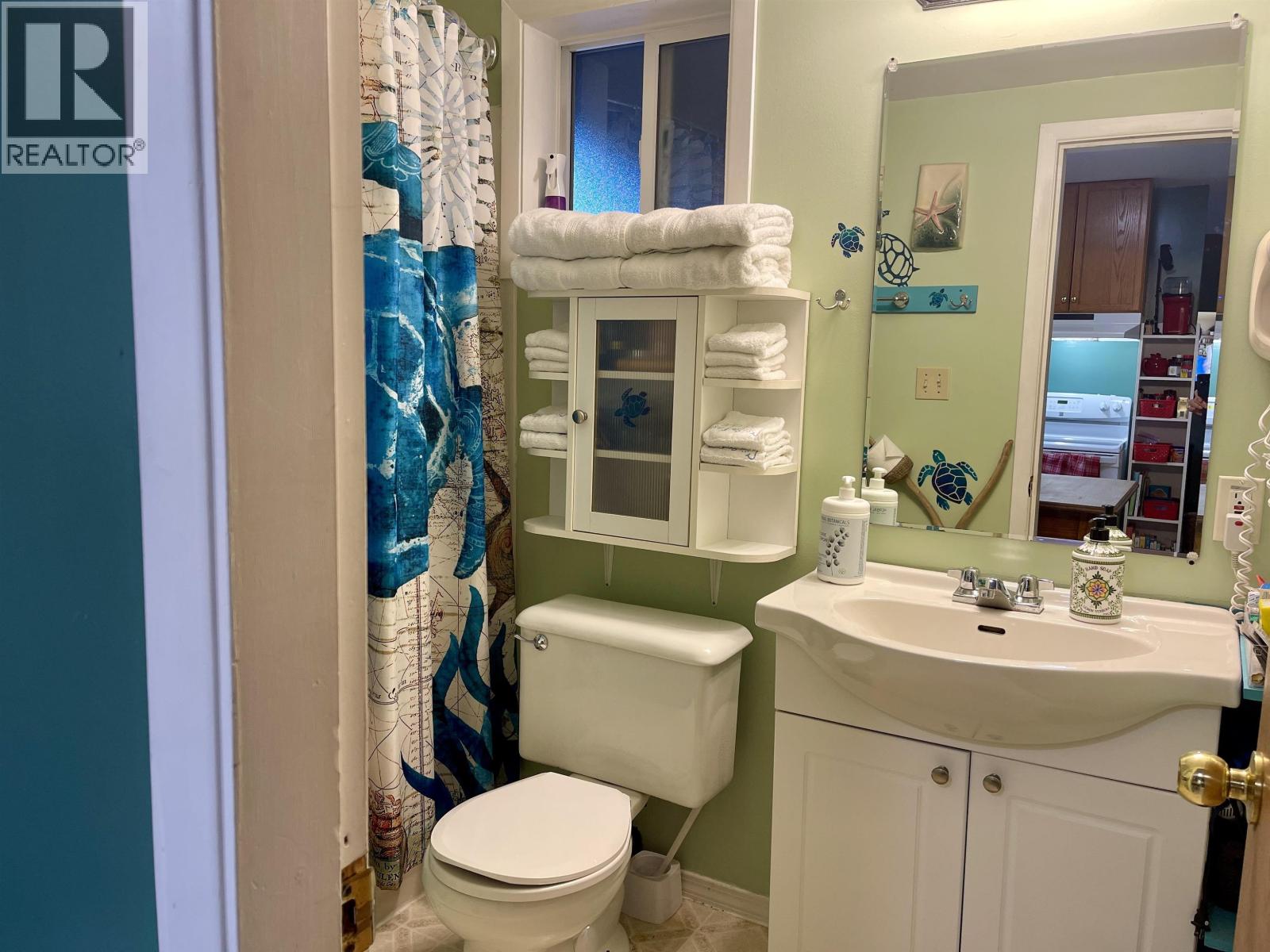 259 20 MACKENZIE HIGHWAY - 17