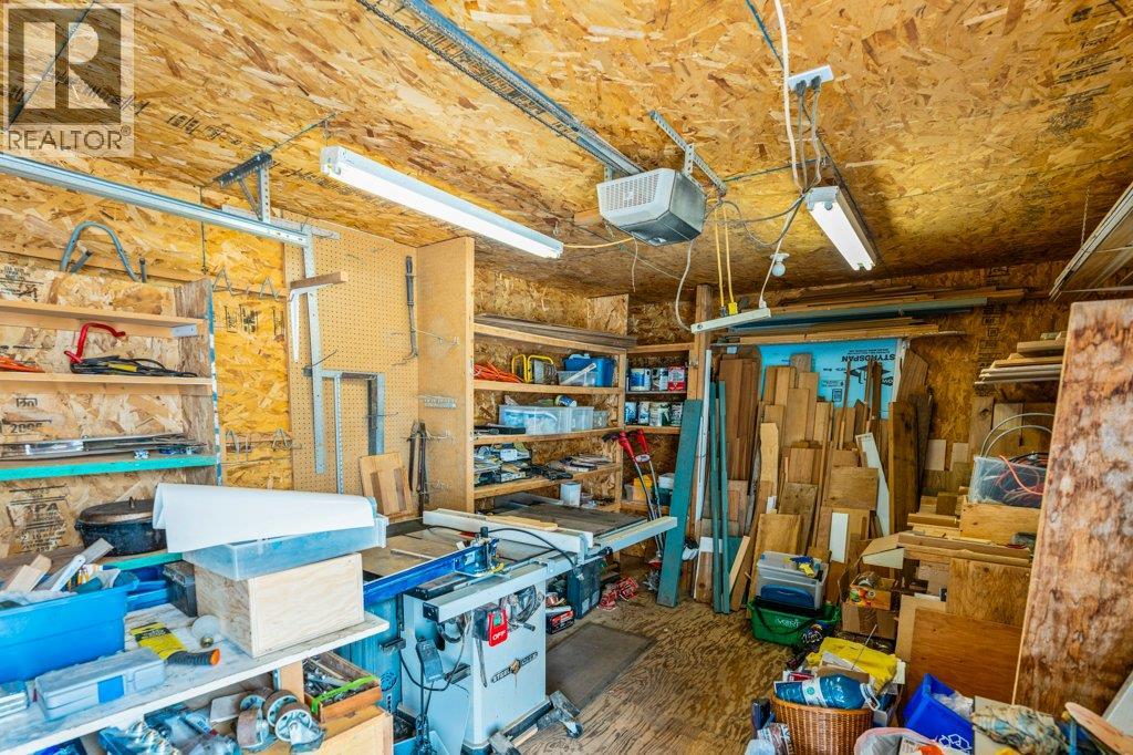  2392 Cedar Ridge Street, Lumby