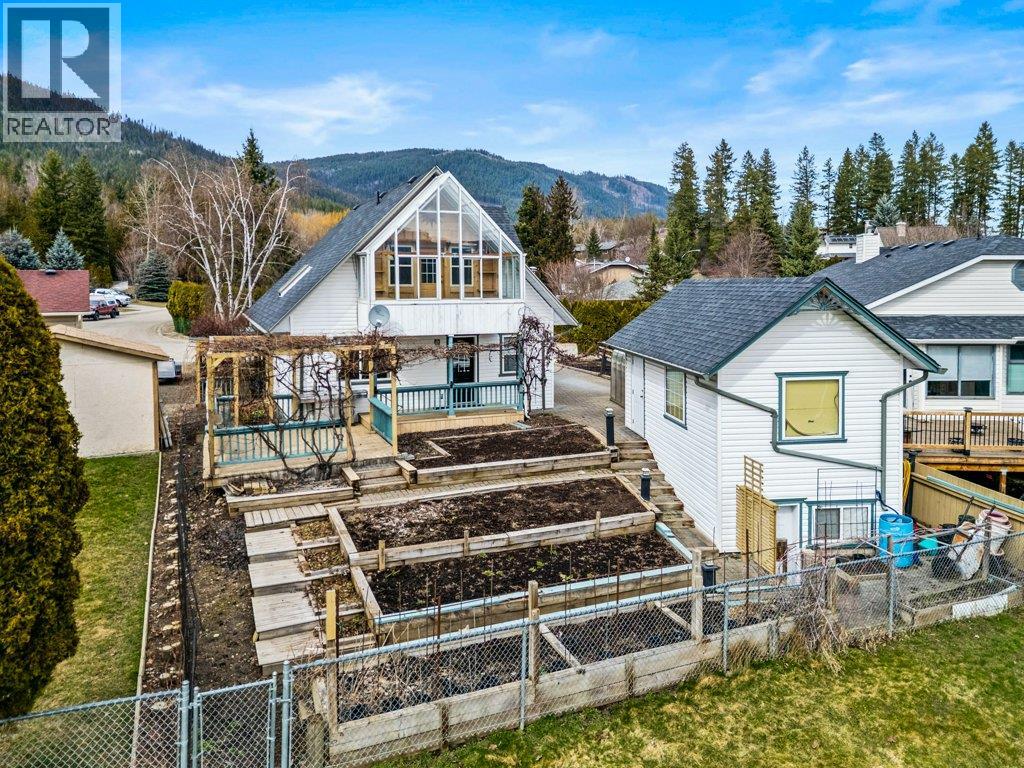  2392 Cedar Ridge Street, Lumby