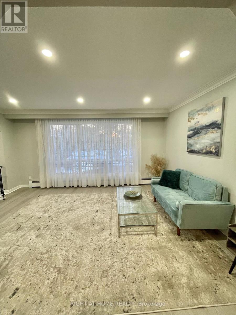6807 CORWIN CRESCENT - 6