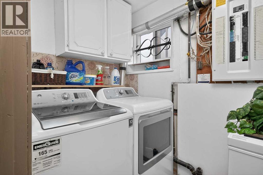 Single Family House Bi-level for Sale in  Rundleson Way NE Rundle Calgary 