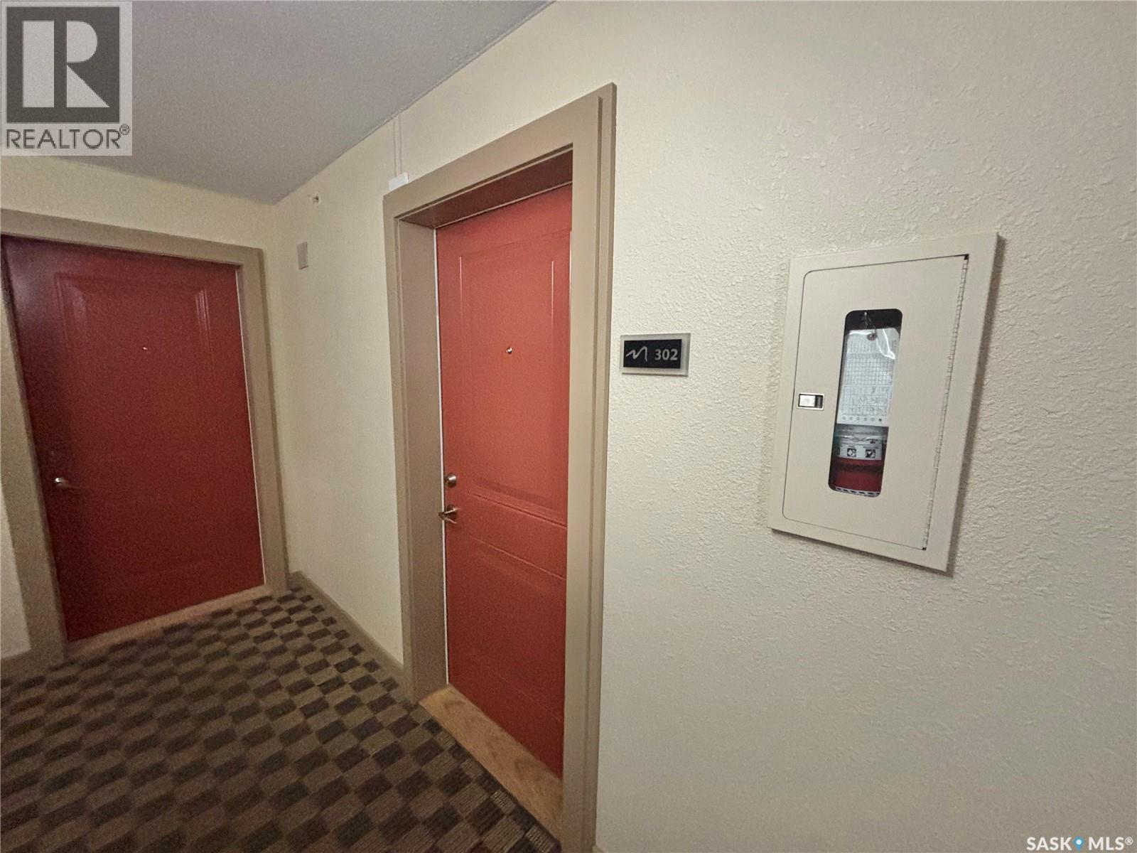 302 333 Morrison DRIVE - photo 2