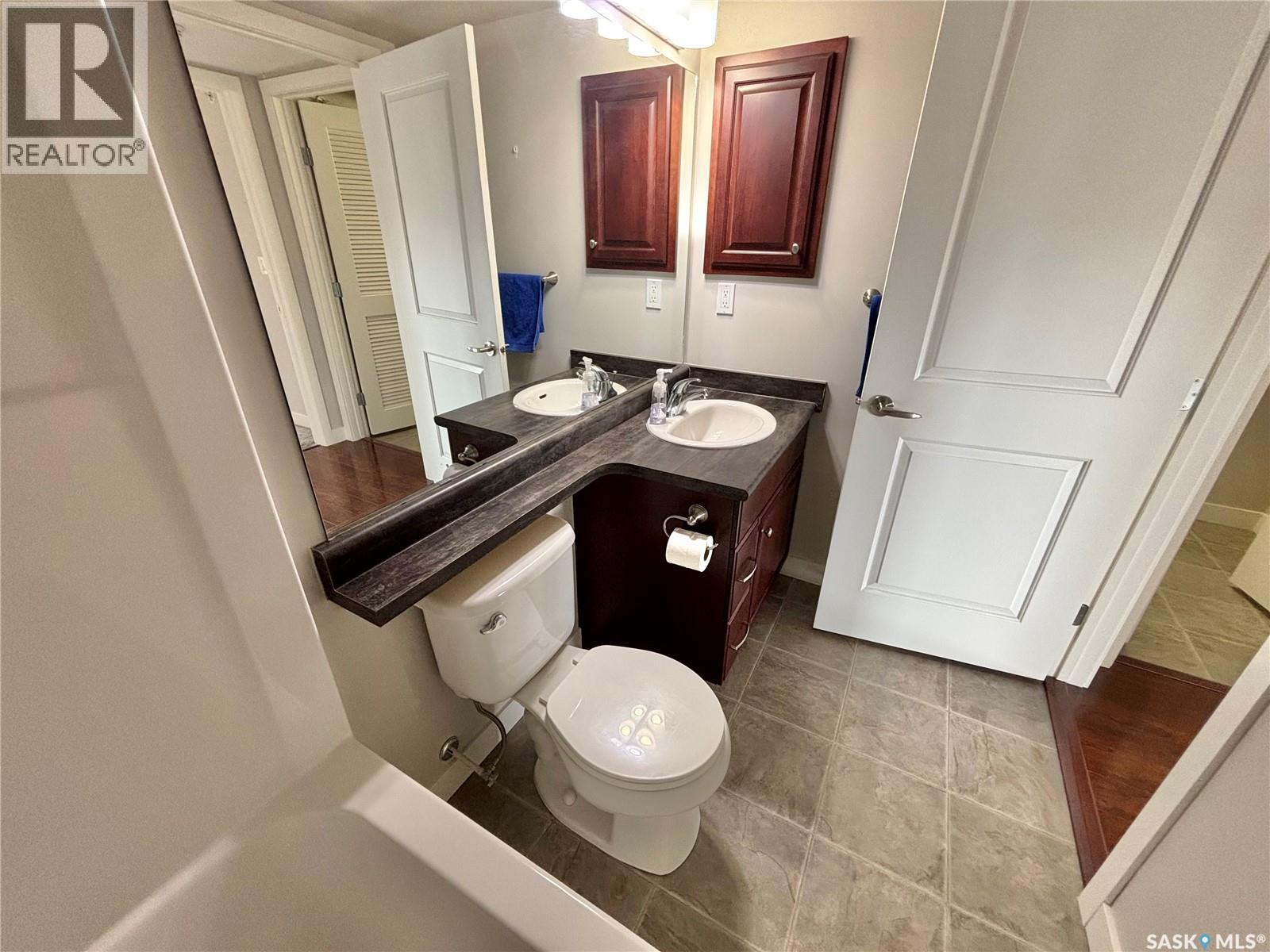 302 333 Morrison DRIVE — photo 24