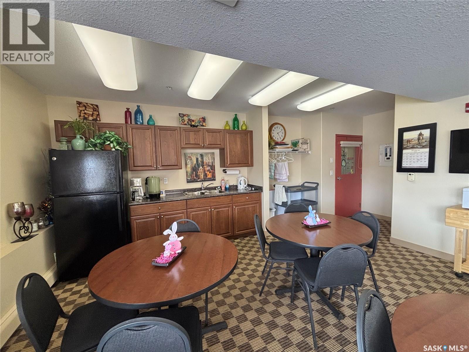 302 333 Morrison DRIVE — photo 32