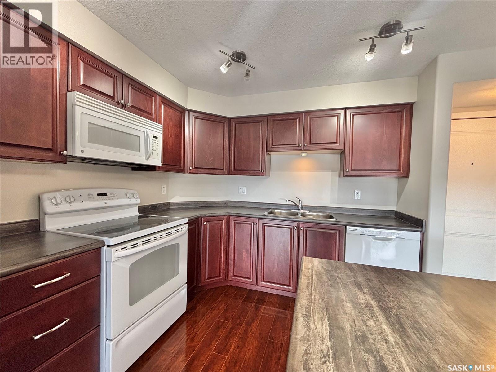 302 333 Morrison DRIVE - photo 5