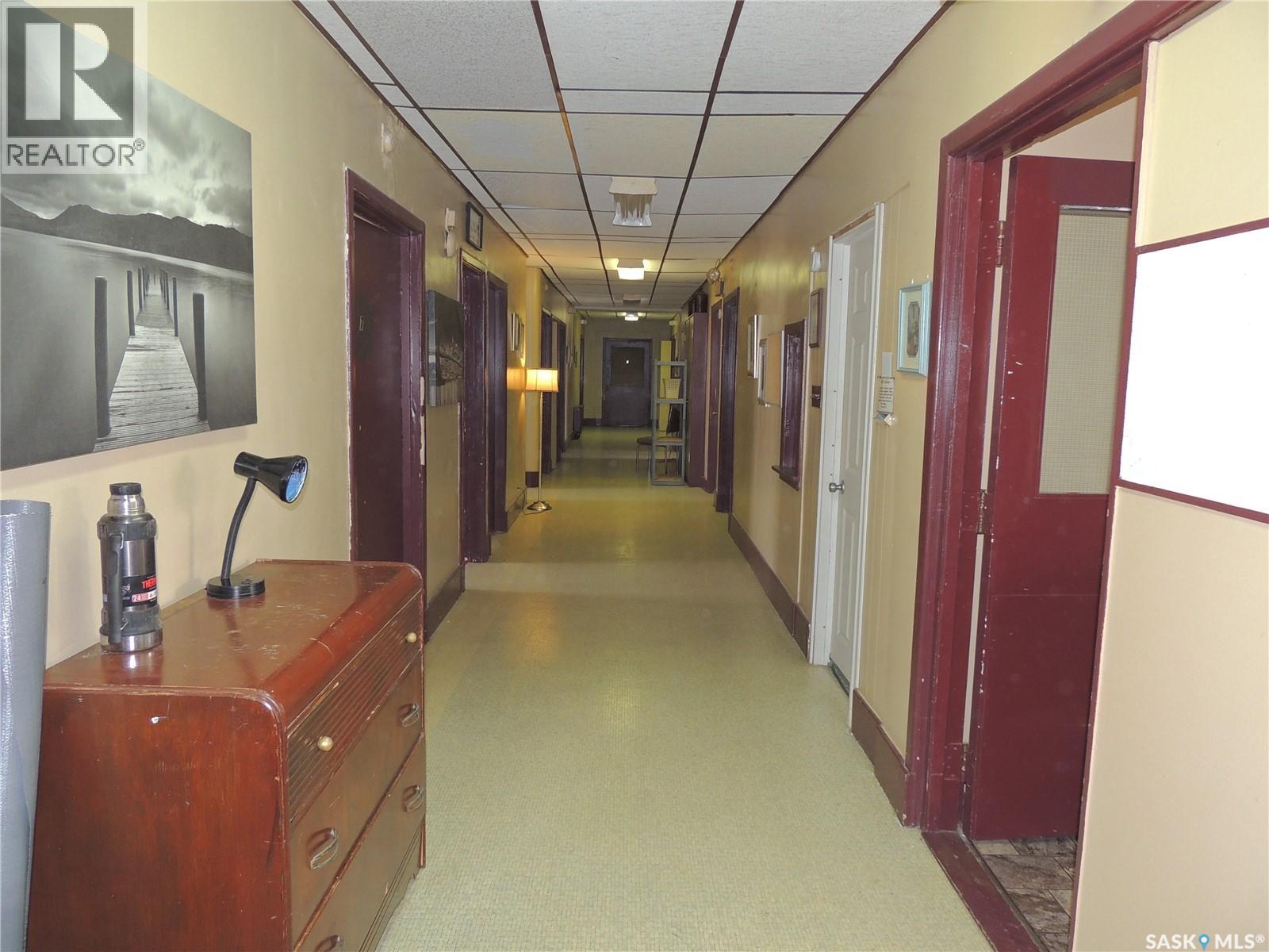 729 CARBON AVENUE - Image 3