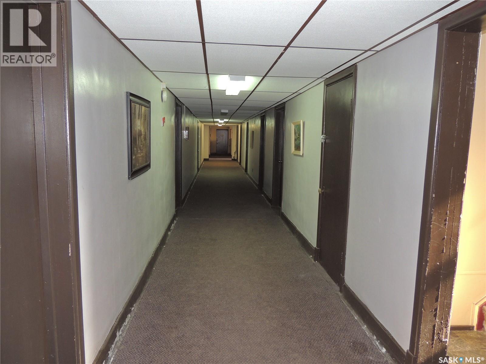 729 CARBON AVENUE - 7