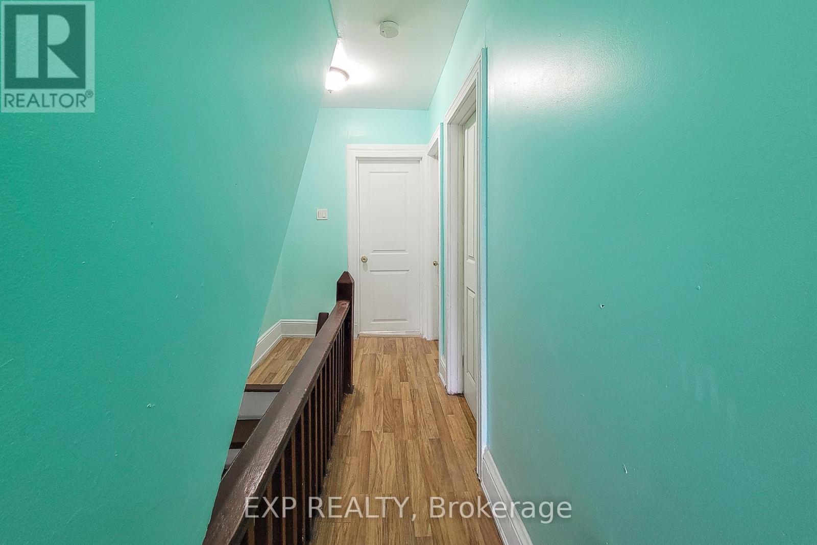 204 SHERMAN AVENUE N - 17