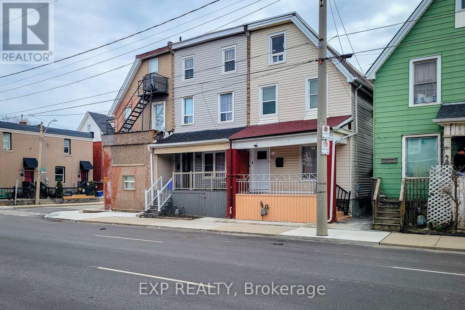 204 SHERMAN AVENUE N - 2