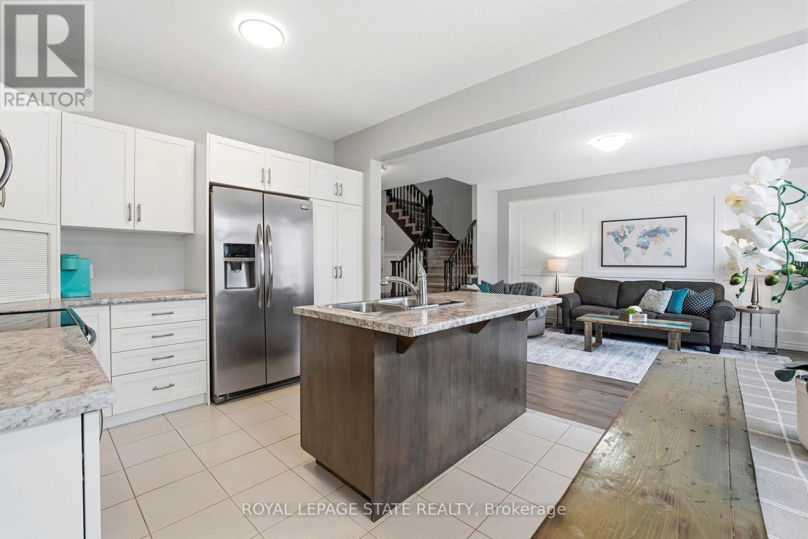 86 FAIRGROUNDS DRIVE - 12