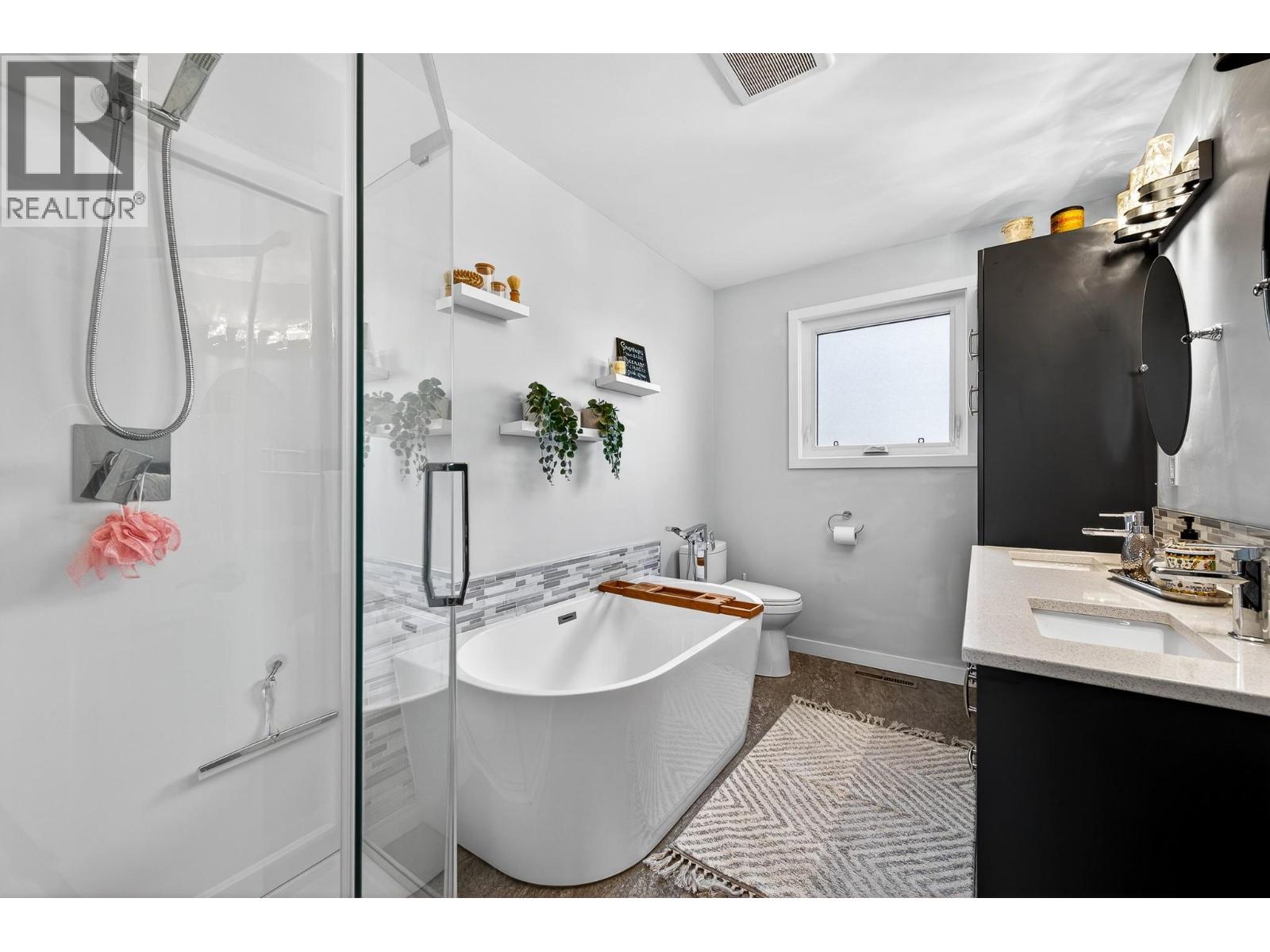 2436 Greenfield Avenue, Kamloops