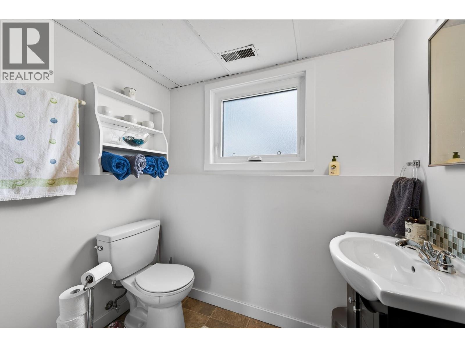 2436 Greenfield Avenue, Kamloops