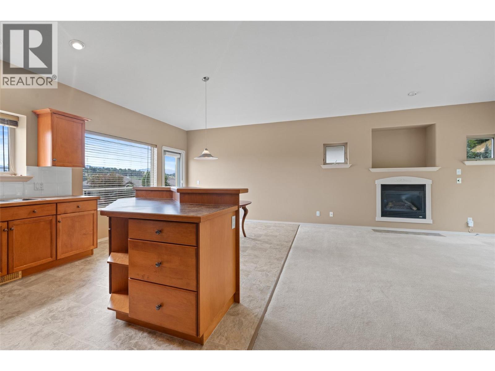 2060 Spyglass Way, West Kelowna