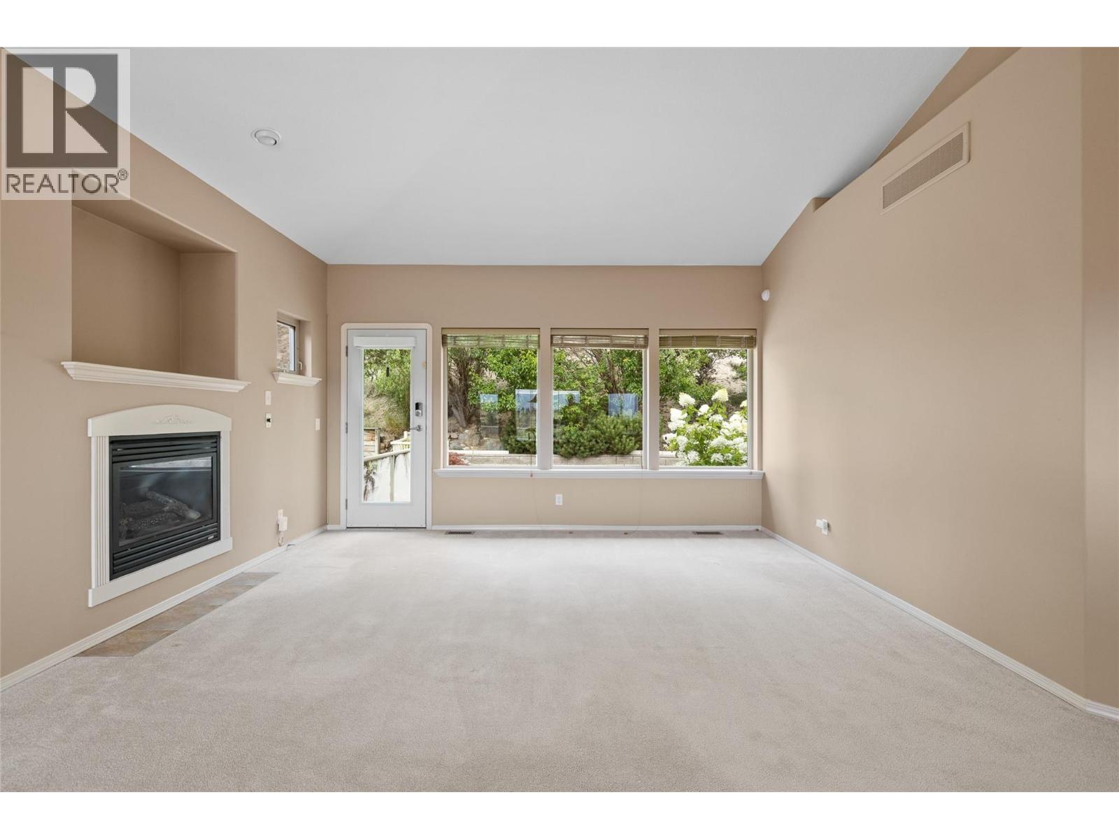 2060 Spyglass Way, West Kelowna