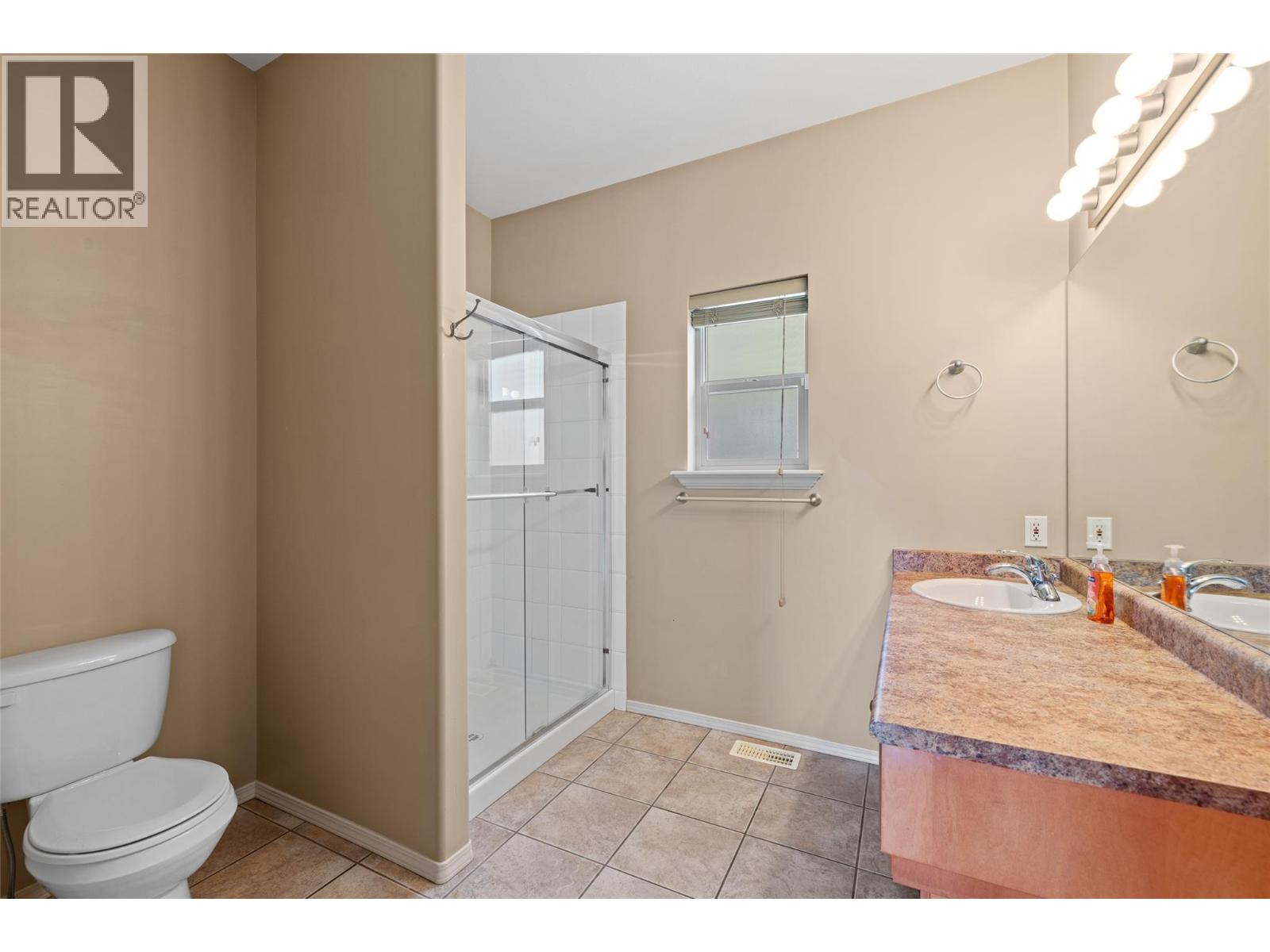 2060 Spyglass Way, West Kelowna